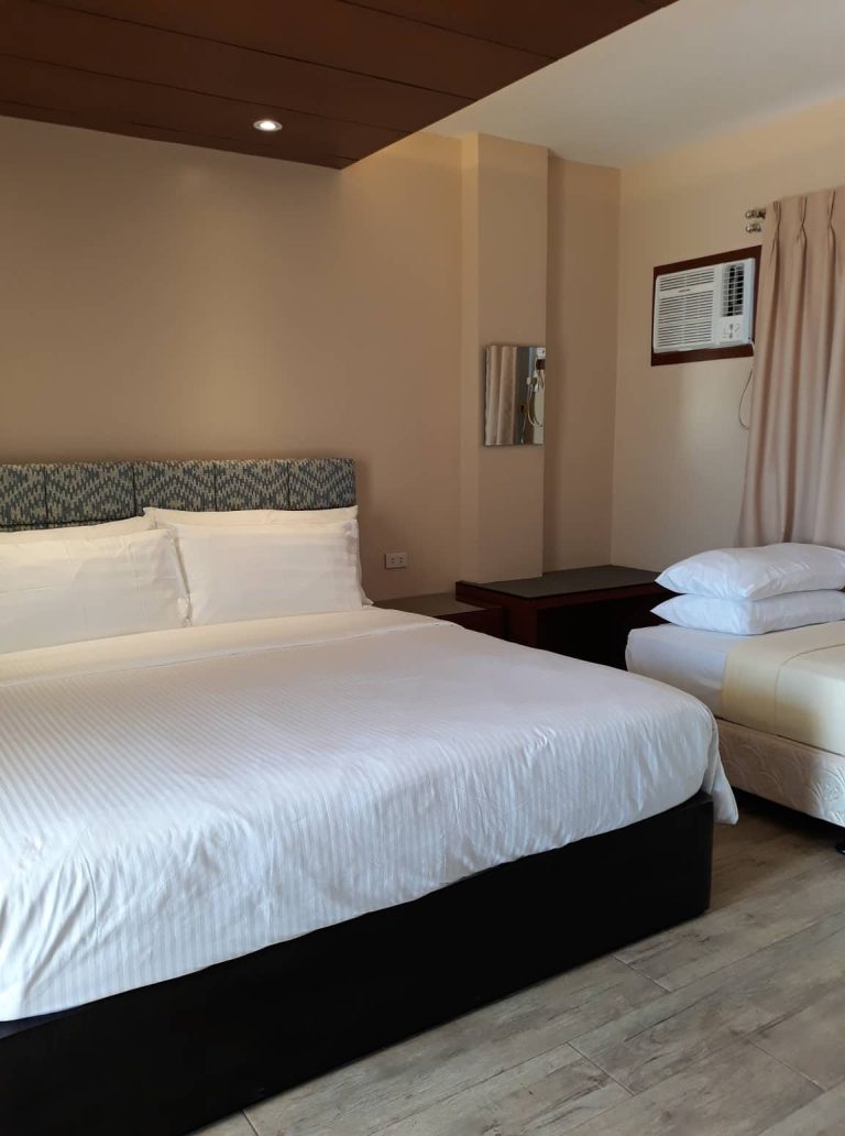 51828323_350176805831723_8983551886363721728_n (1)